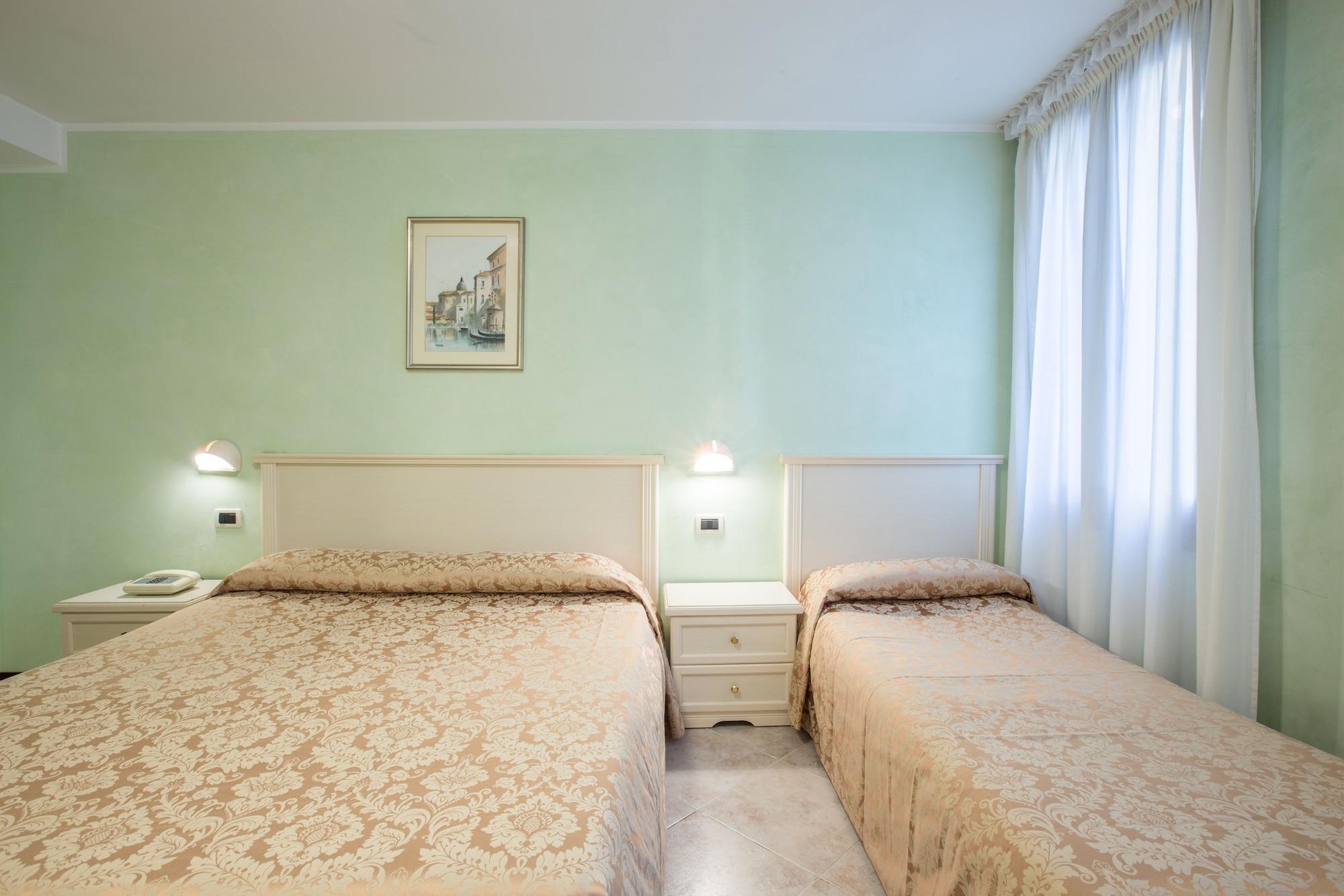 Hotel Universo & Nord Венеция Екстериор снимка